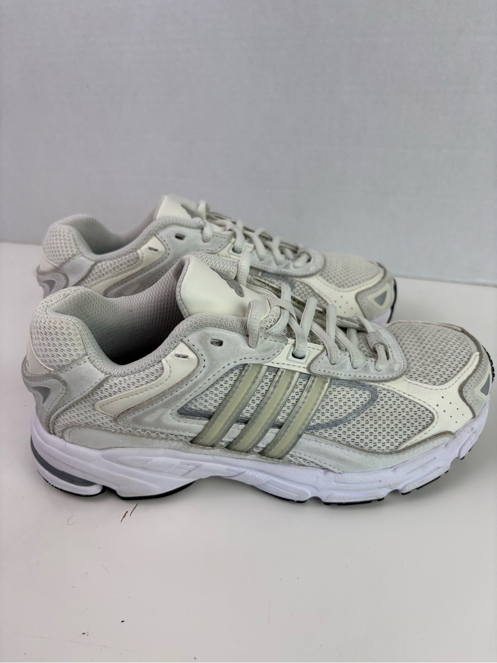 adidas Kids White and Light Gray Running Sneakers Tennis shoes